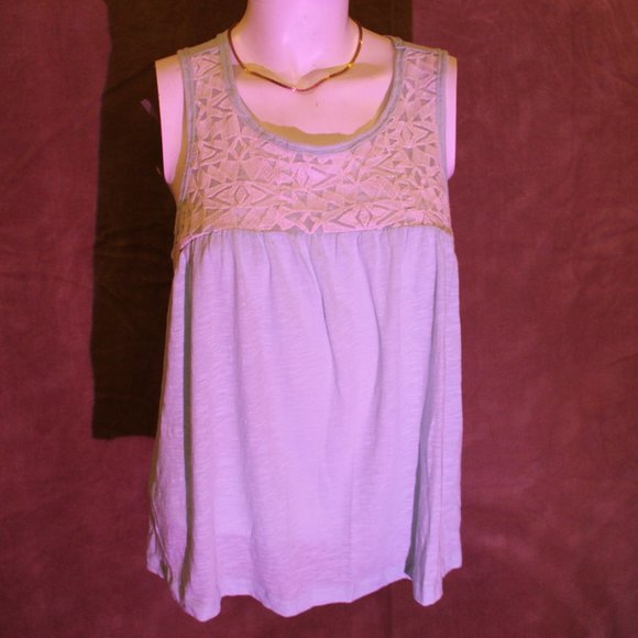 Aéropostale Tank - Picture 1 of 6